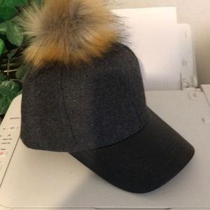 Pom Pom Cap💕.  NWT.  OS